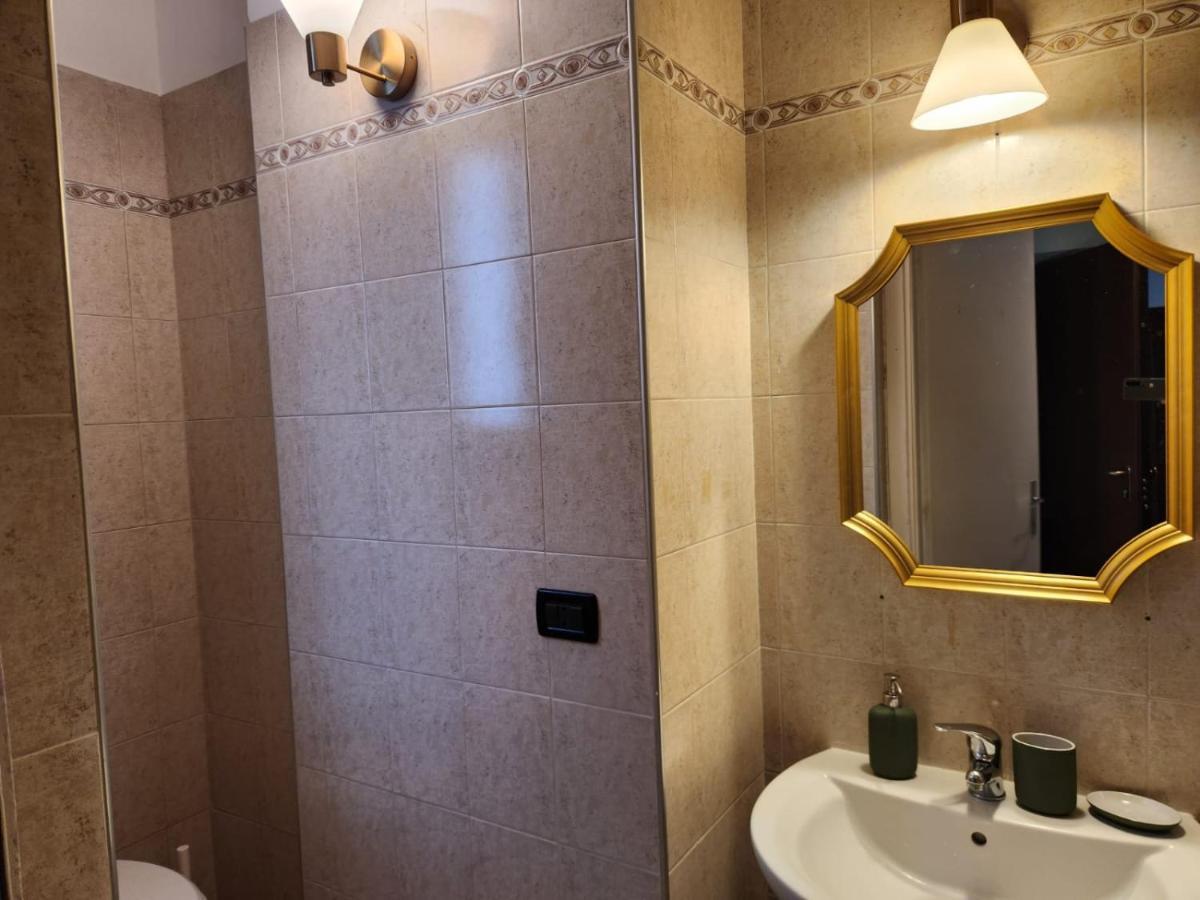 Da Amelie - Casa Lorenzo Nel Cuore Della Gran Madre A Torino Luaran gambar