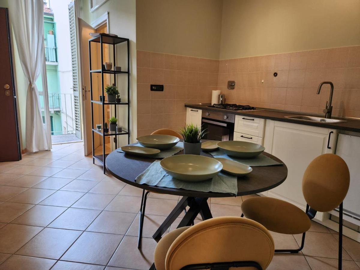 Da Amelie - Casa Lorenzo Nel Cuore Della Gran Madre A Torino Luaran gambar