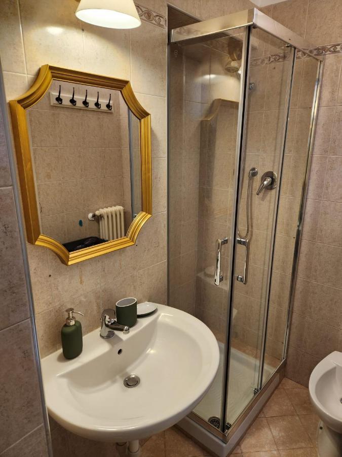Da Amelie - Casa Lorenzo Nel Cuore Della Gran Madre A Torino Luaran gambar